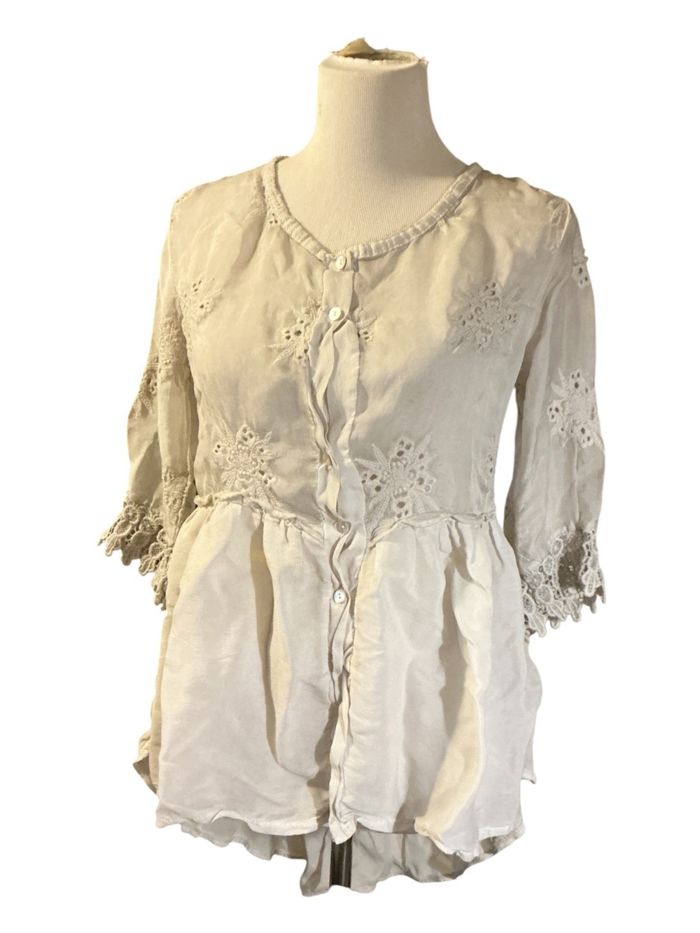Tempo Paris Cream Lace Eyelet Button-Front Tunic